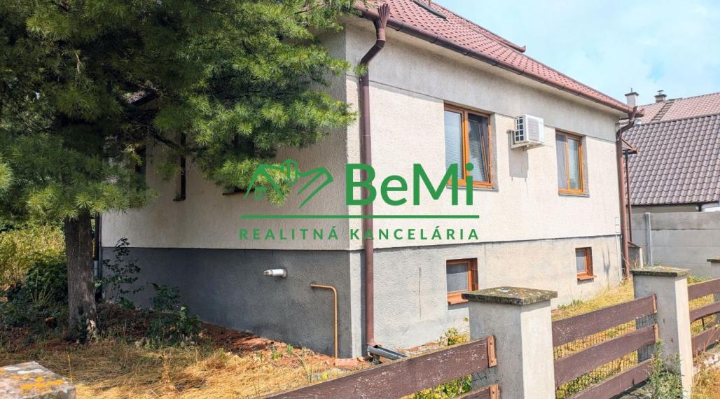 Predaj, rodinný dom - Zlaté Moravce (1222-12-AFI)