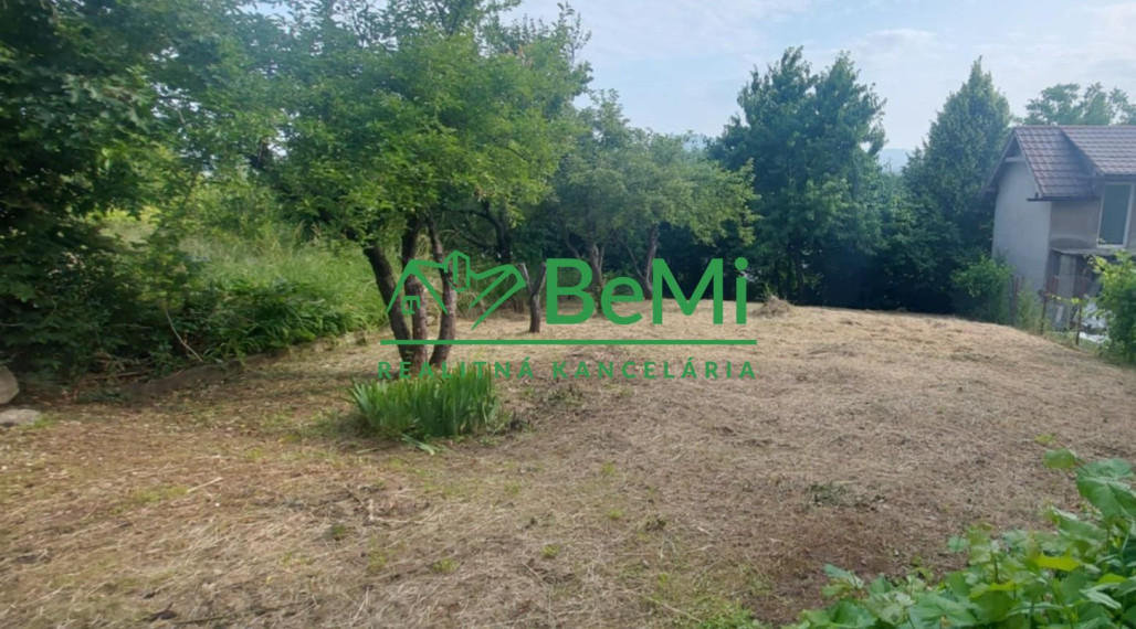 Predaj záhrada Nitra - Horné Krškany (215-14-JUF)