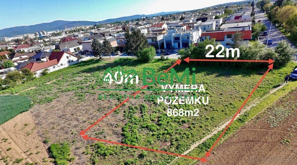 Na predaj stavebný pozemok na mravenisku Topoľčany