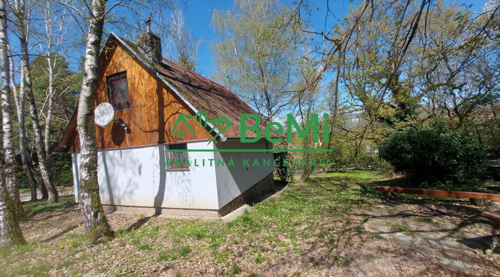 Predaj chata rekreačná  Jelenec, okr. Nitra (213-13-JUF)
