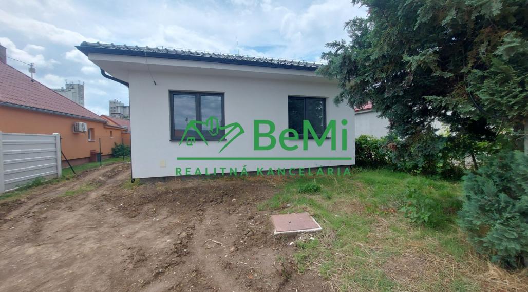 Predaj 4 izbový rodinný dom Nitra-Lužianky (227-12-JUF)