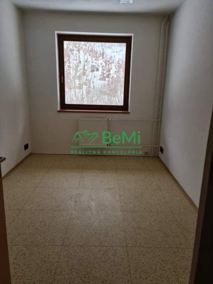 Predaj, Objekt, Makov, okr: Čadca (730-18-JAS)