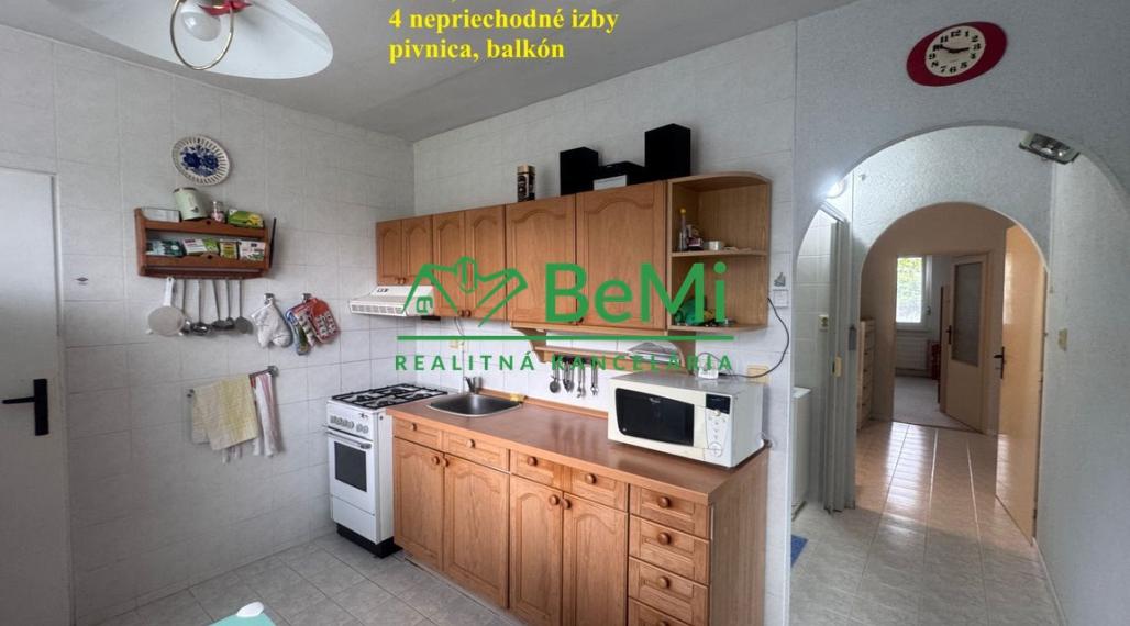 4 izbový byt, Chrenová - čiastočná rekonštrukcia balkón, pivnica