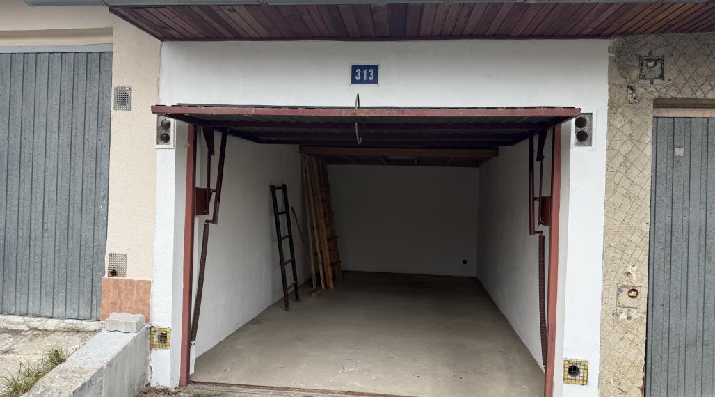 Garáž na predaj. Tačevská ulica