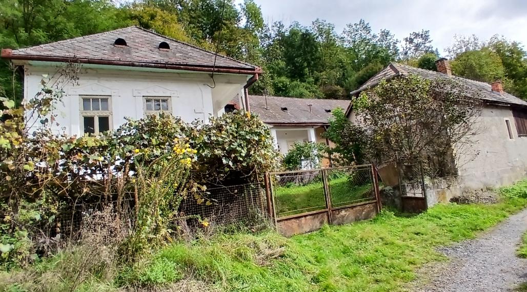 Predaj,  rodinný dom pod lesom - Senné/ Príboj (007-12-MIMI)