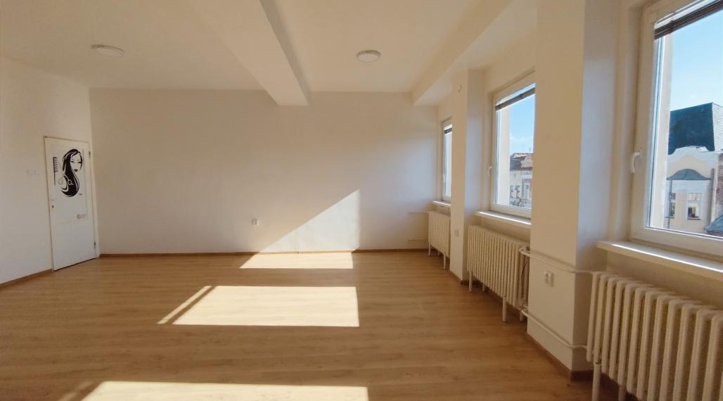 Kancelársky priestor na prenájom-Lučenec