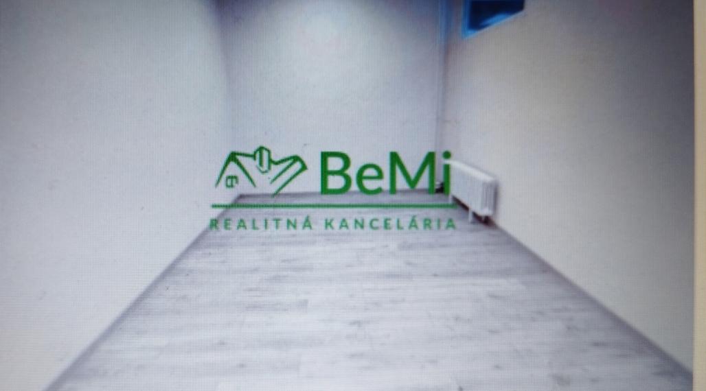 Kancelársky/prevádzkový priestor na prenájom-Lučenec