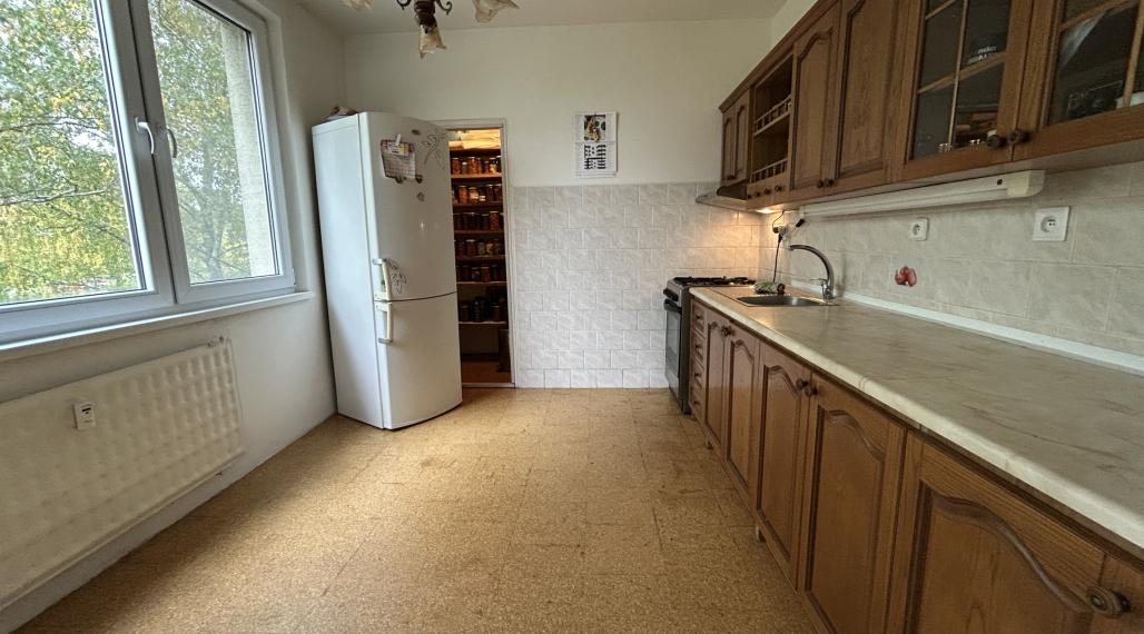 Predaj  3 izbový byt  4 izbový byt - LEVICE (104-113-MIJKa)