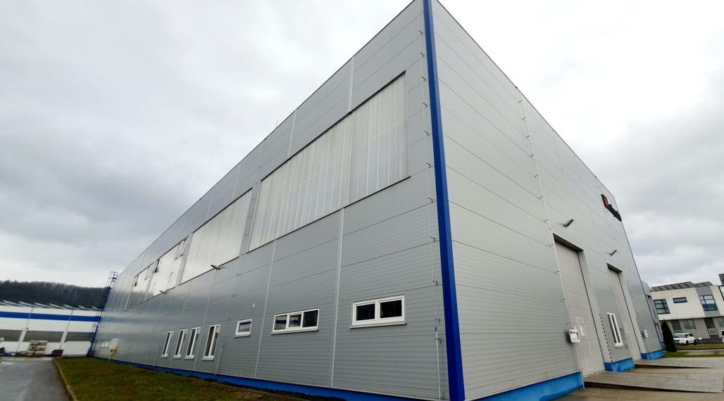 Dopyt výobná hala pre firmu