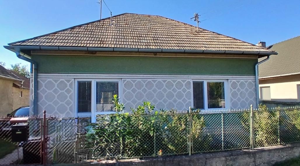 Predaj, rodinný dom Čata (008-12-MIMI)