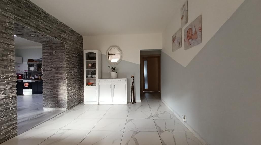 Zrekonštruovaný dom aj pre dve rodiny v obci Slavošovce