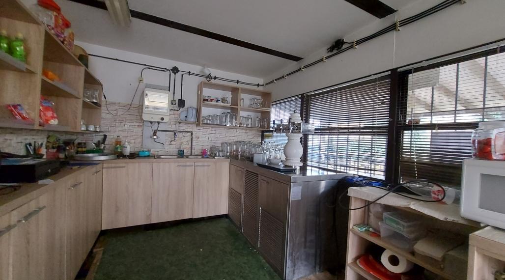 Predaj pozemok - prevádzka Zbehy pri Nitre (235-18-JUF)