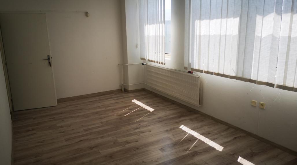 Prenájom kancelárií na Bratislavskej ulici Galanta 033-28-EVBA