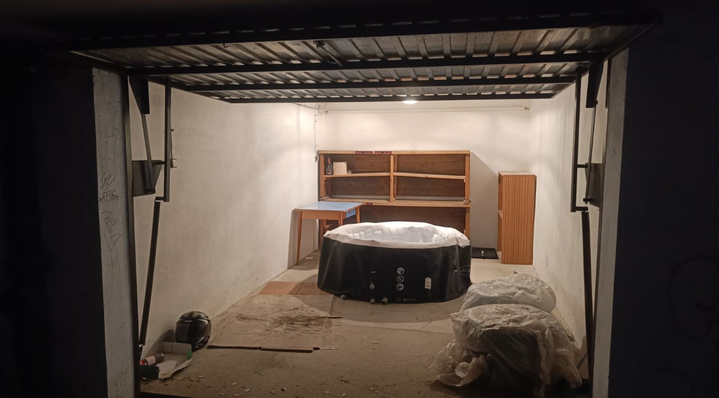 Priestranná garáž 19m² elektrina–Topoľčany, sídlisko Mexiko