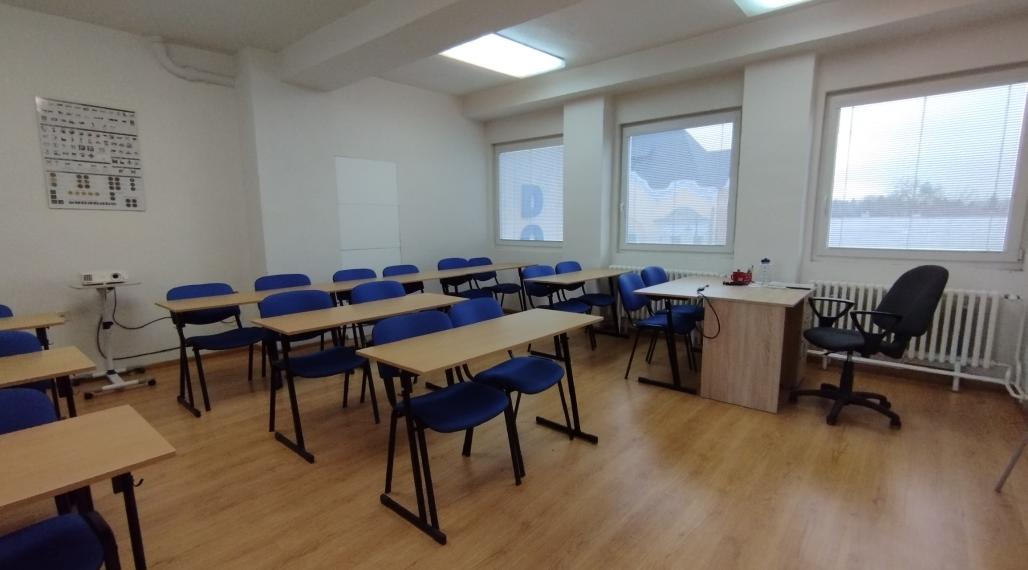 Kancelársky/prevádzkový priestor na prenájom-Lučenec