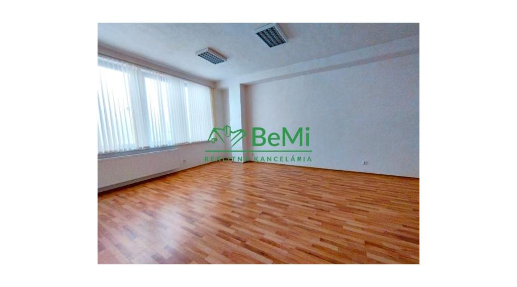 Kancelársky/prevádzkový priestor na prenájom-Lučenec