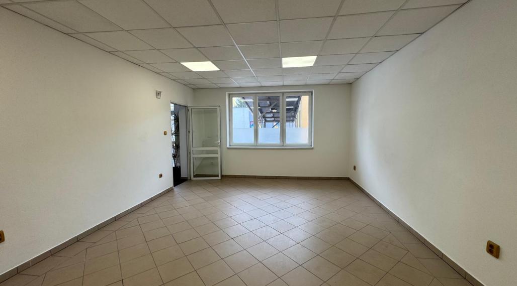 PRIESTOR NA PRENÁJOM V CENTRE MESTA NÁMESTOVO