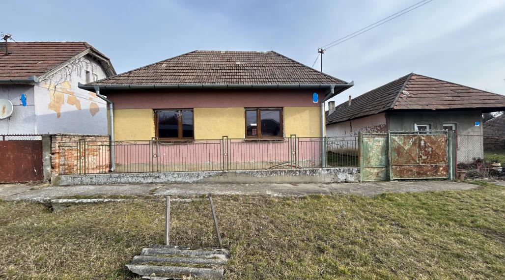 Predaj rodinného domu - Tekovské Lužany LEVICE (003-12-MIVYa)