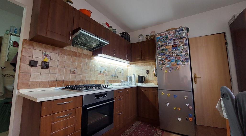 Na predaj 4izbový byt s balkónom v centre Topoľčany