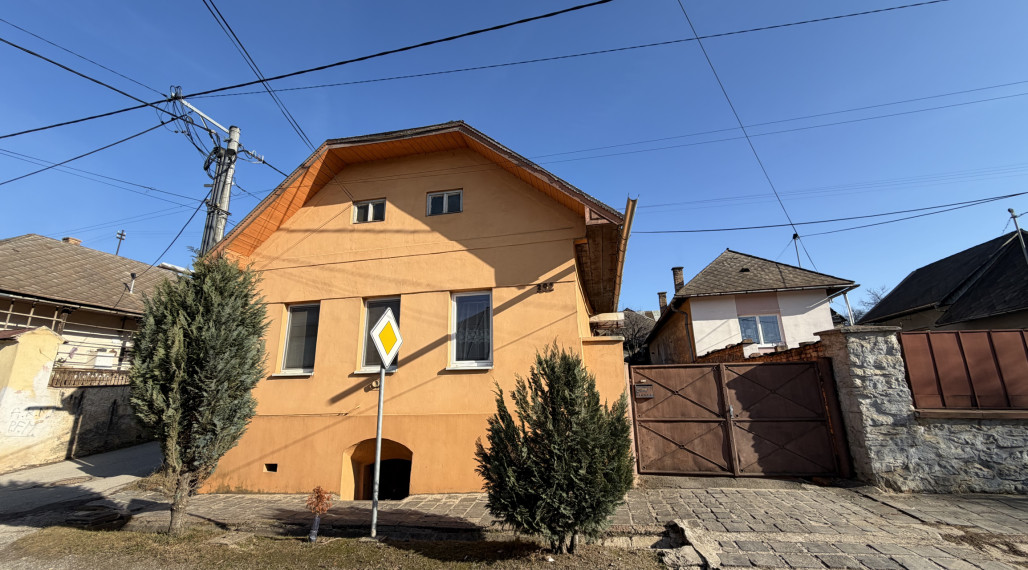 Rodinný dom v obci Jelšava -NA PREDAJ