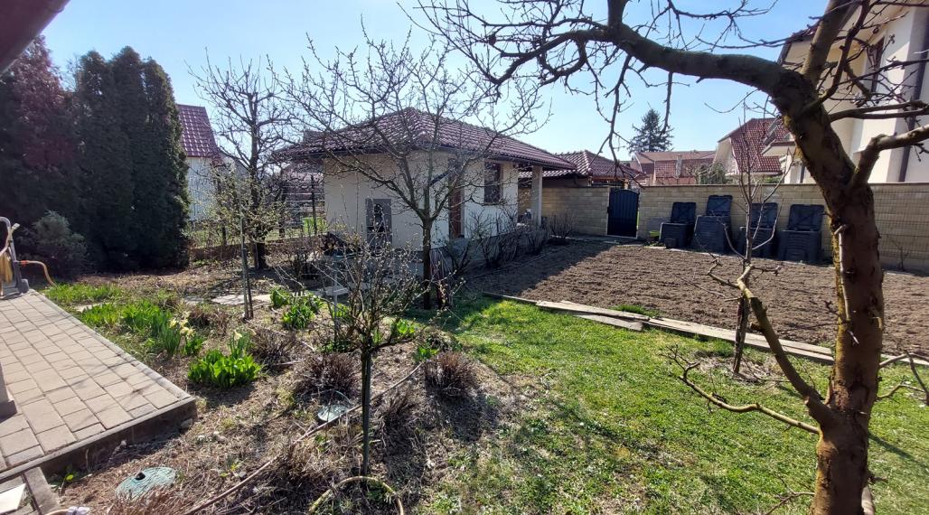 Na predaj stavebný pozemok v meste Piešťany ID 206-14-LUGUa