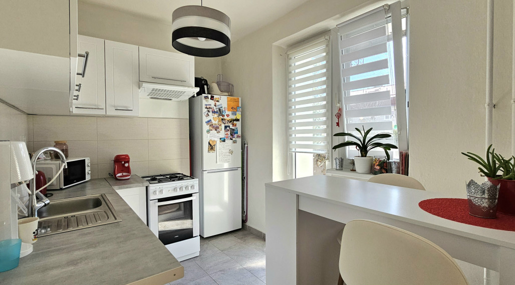 KRÁSNY 2-IZBOVÝ BYT S TERASKOU - NA PREDAJ