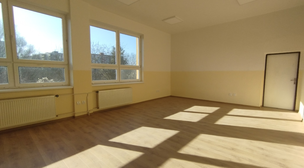 Kancelársky/prevádzkový priestor na prenájom-Lučenec