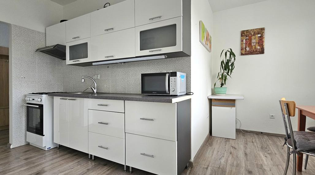 2-IZBOVÝ BYT S BALKÓNOM NA UL.BODONA V RIMAVSKEJ SOBOTE