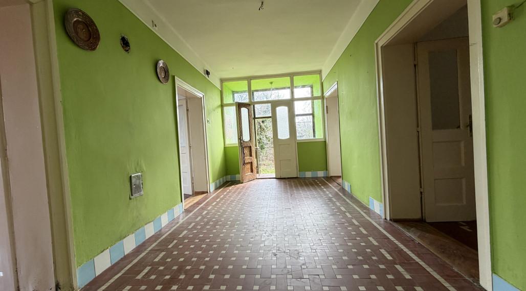 R E Z E R V O V A N Ý  Rodinný dom v obci Forró 47000,-Eur