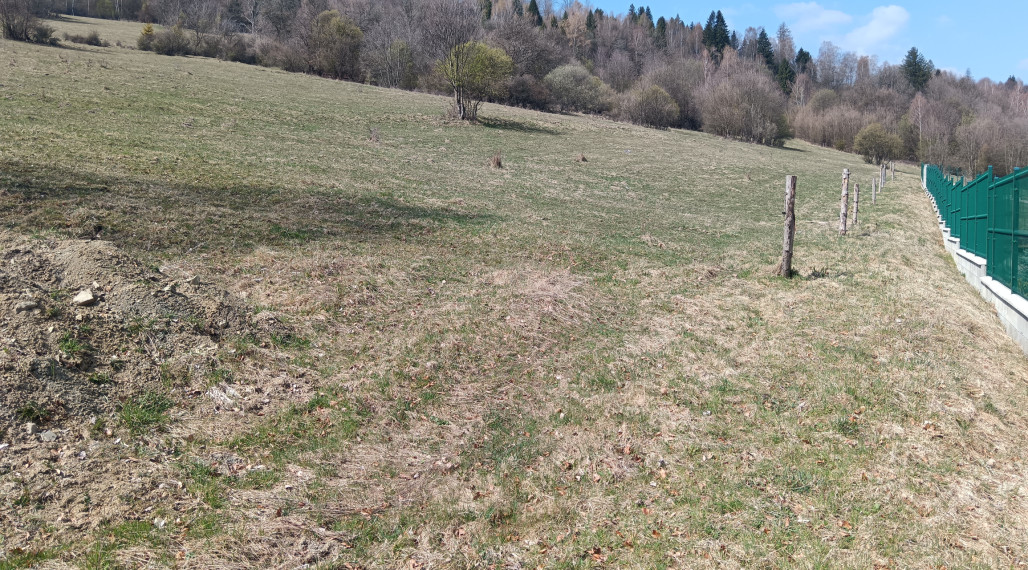 Predaj: Investičný pozemok,1951m2,Vadičov (256-14-MACH)