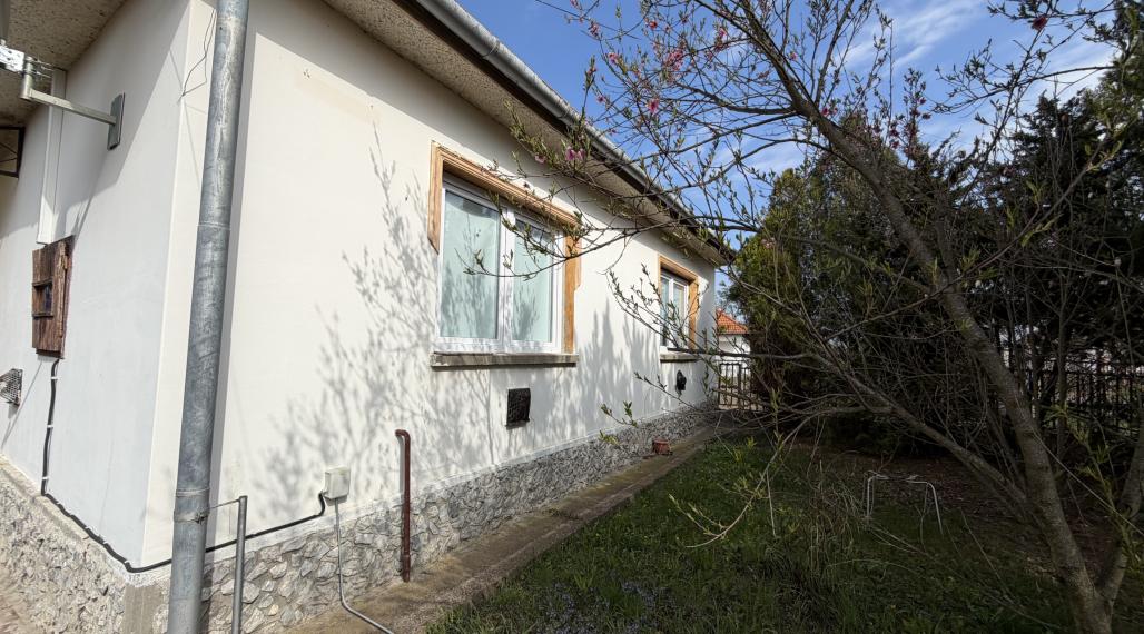 Rodinný dom v obci Abaújkér,Maďarsko 45900,-Eur