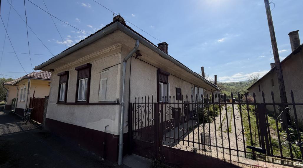 Rodinný dom v obci Gönc ,Maďarsko za 49000,-Eur NA PREDAJ