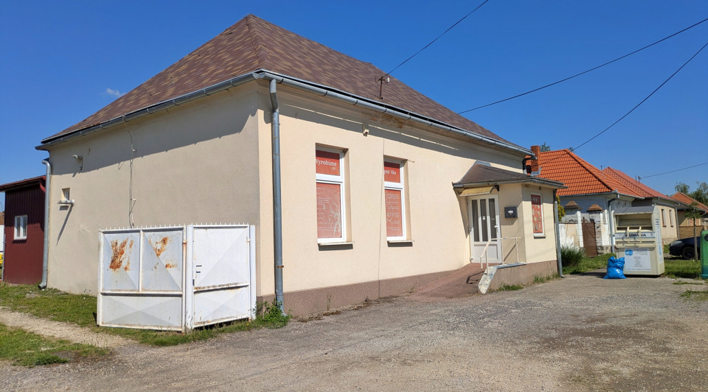 Predaj, rodinný dom/ budova -Tesárske Mlyňany (1254-12-AFI)