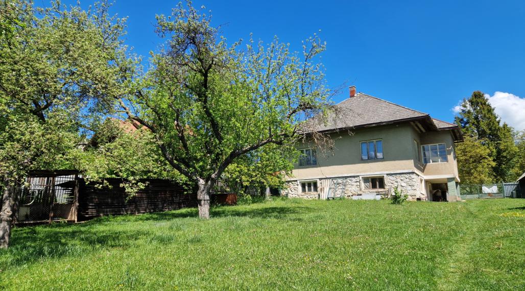 Rodinný dom v obci Vlachovo ,blízko kúpaliska-NA PREDAJ