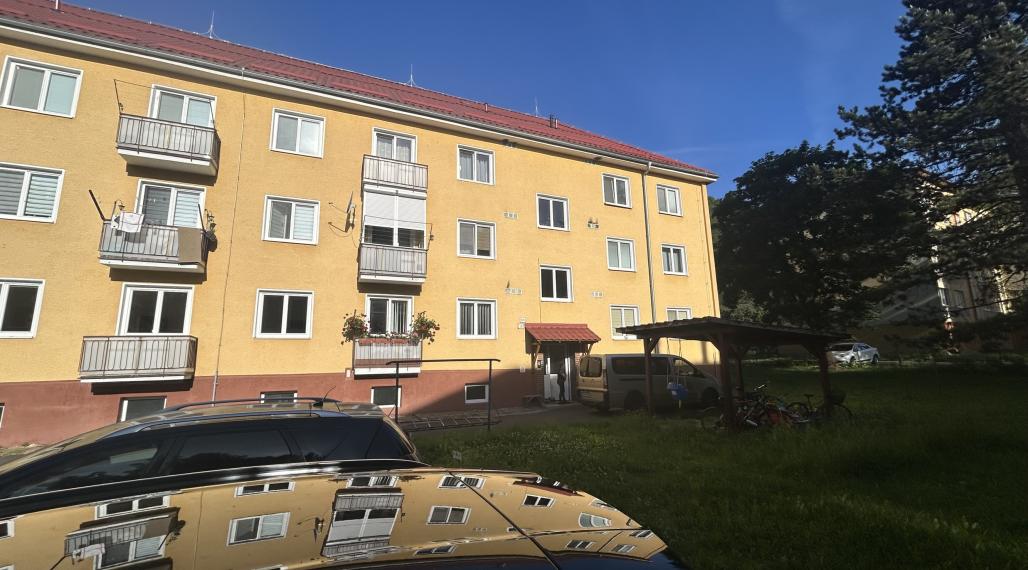 Na predaj 3 izbový byt v meste Tisovec