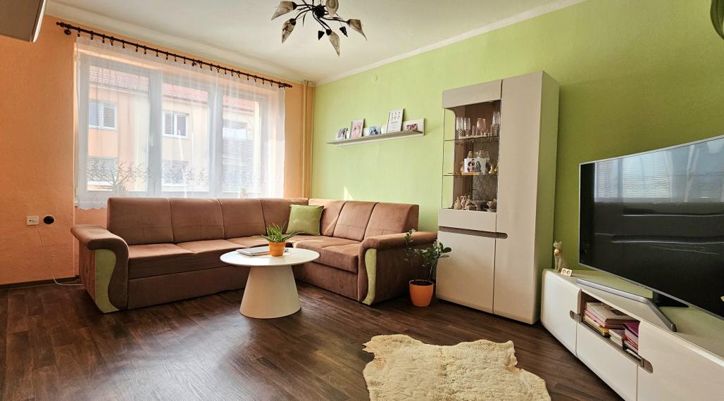 2-IZBOVÝ BYT RIMAVSKÁ SOBOTA - NA PREDAJ