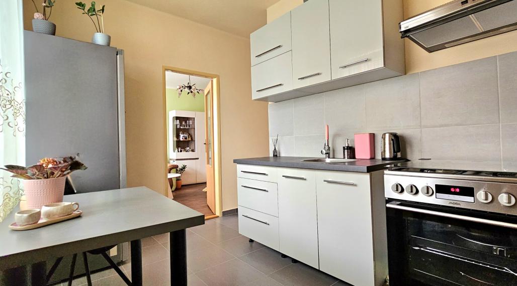 2-IZBOVÝ BYT RIMAVSKÁ SOBOTA - NA PREDAJ