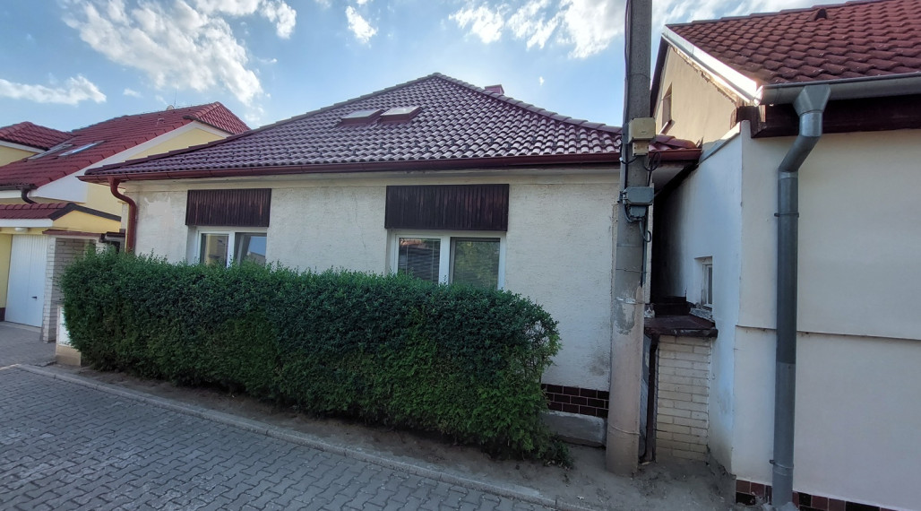 Na predaj rodinný dom v meste Piešťany ID 231-12-LUGUa