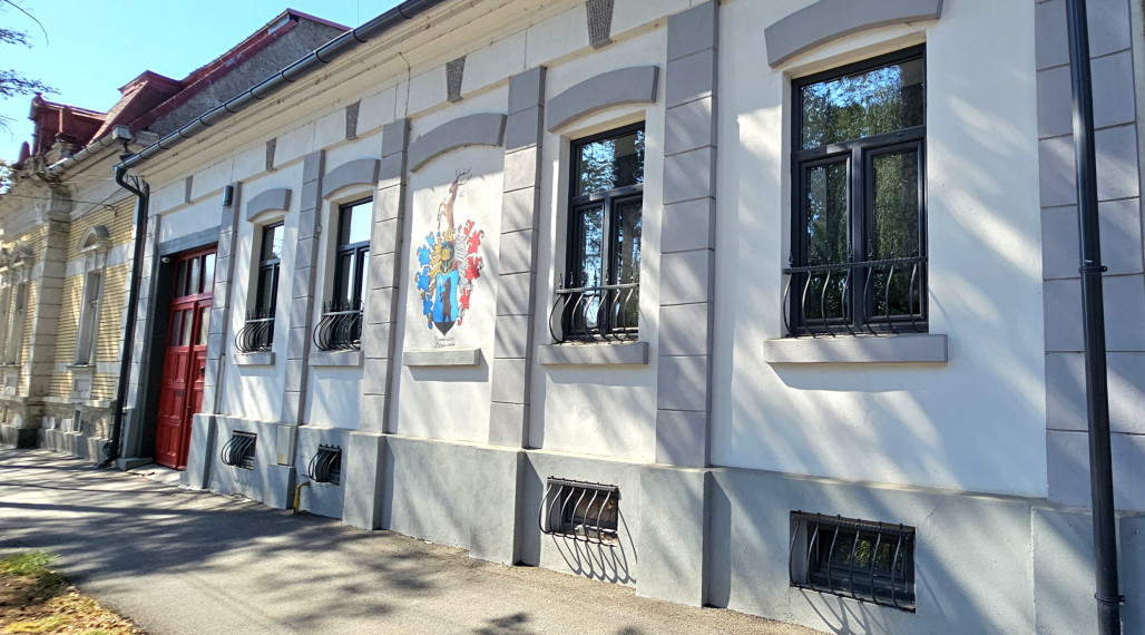 VÝNIMOČNÝ DOM V CENTRE RIMAVSKEJ SOBOTY - NA PREDAJ