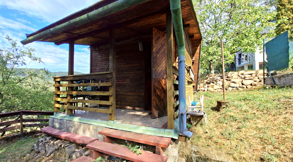 Predaj, záhradná chatka s pozemkom -  Kremnica/Grobňa (031-13-ZOLA)