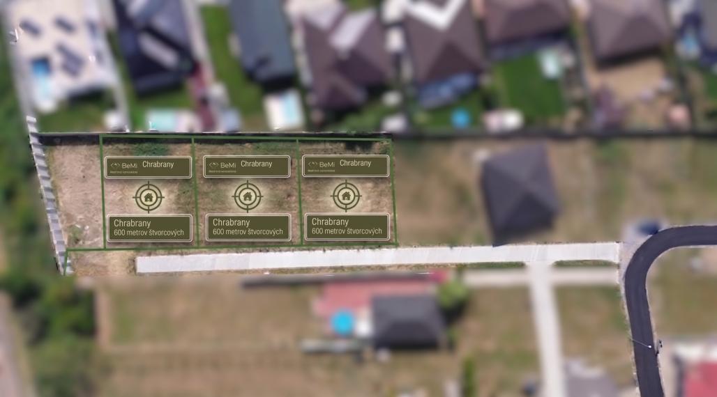 Pozemok 600m2 s hotovými sieťami: Hneď pri Topoľčanoch. 017-14-RAKOa