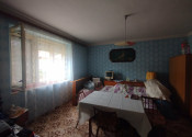 Na predaj rodinný dom s veľkým pozemkom v obci Nemčiňany - fotografia 1