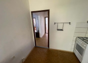 Prenájom 3 - izbového bytu v obci Nová Baňa - fotografia 5
