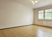 3-IZBOVÝ BYT S LODŽIOU V RIMAVSKEJ SOBOTE - NA PREDAJ - fotografia 10
