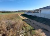 Na predaj stavebný pozemok v obci Krnča ID 235-14-LUGUE - fotografia 2