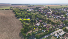 Na predaj stavebný pozemok v obci Urmince  ID 233-14-LUGUE - fotografia 2