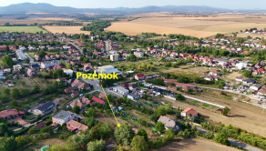 Na predaj stavebný pozemok v obci Urmince  ID 233-14-LUGUE - fotografia 12