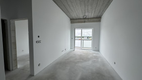 NOVOSTAVBA - NA PREDAJ 2-izbový apartmán s balkónom - fotografia 2