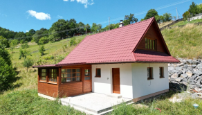 Predaj, čarovná dvojpodlažná chatka, Nová Baňa (042-13-ZOLA) - fotografia 2