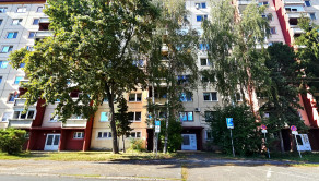 3-IZBOVÝ BYT S LODŽIOU V RIMAVSKEJ SOBOTE - NA PREDAJ - fotografia 21